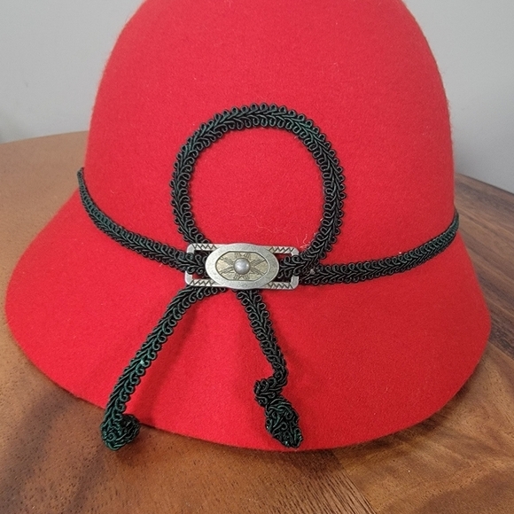 Vintage Red Wool German Girls Hat Cloche Size 51 CM - Picture 8 of 16